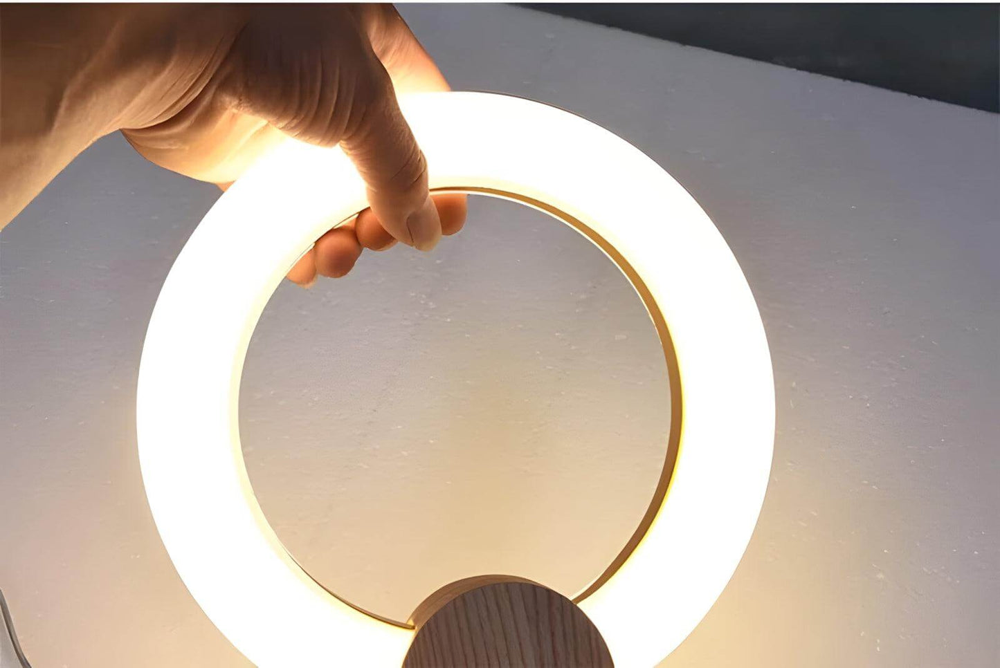 Calm Halo Table Lamp