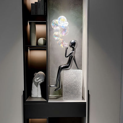 Xynka Sculpture