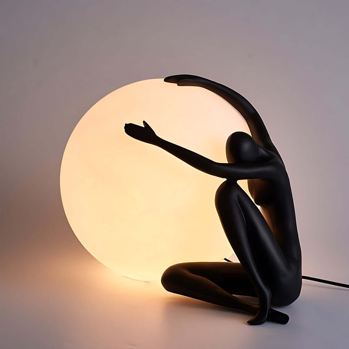 Zelvora Sculptural Table Lamp