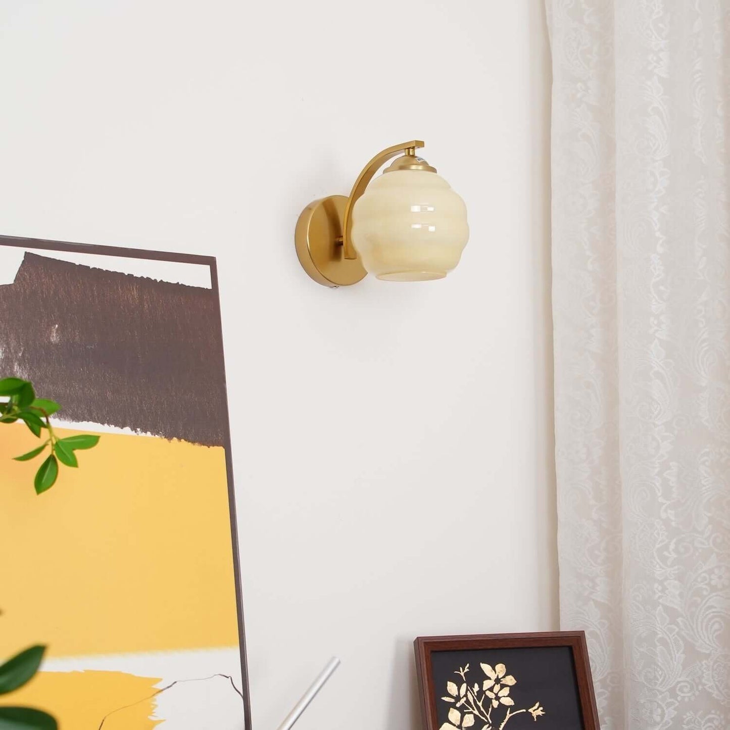 Zirona Wall Lamp