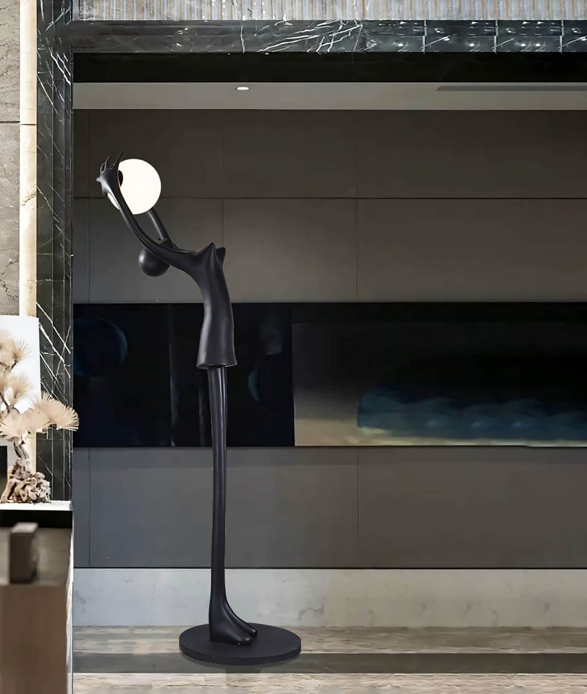 Zuneta Sculptural Floor Lamp