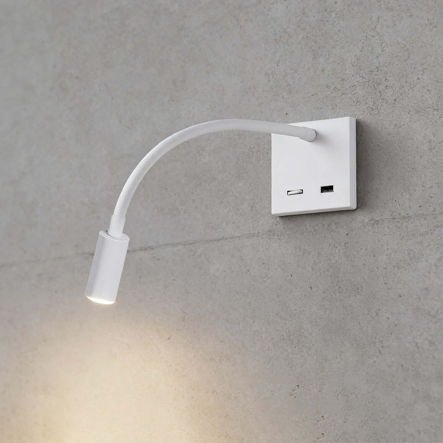 Cevro Wall Light Style B