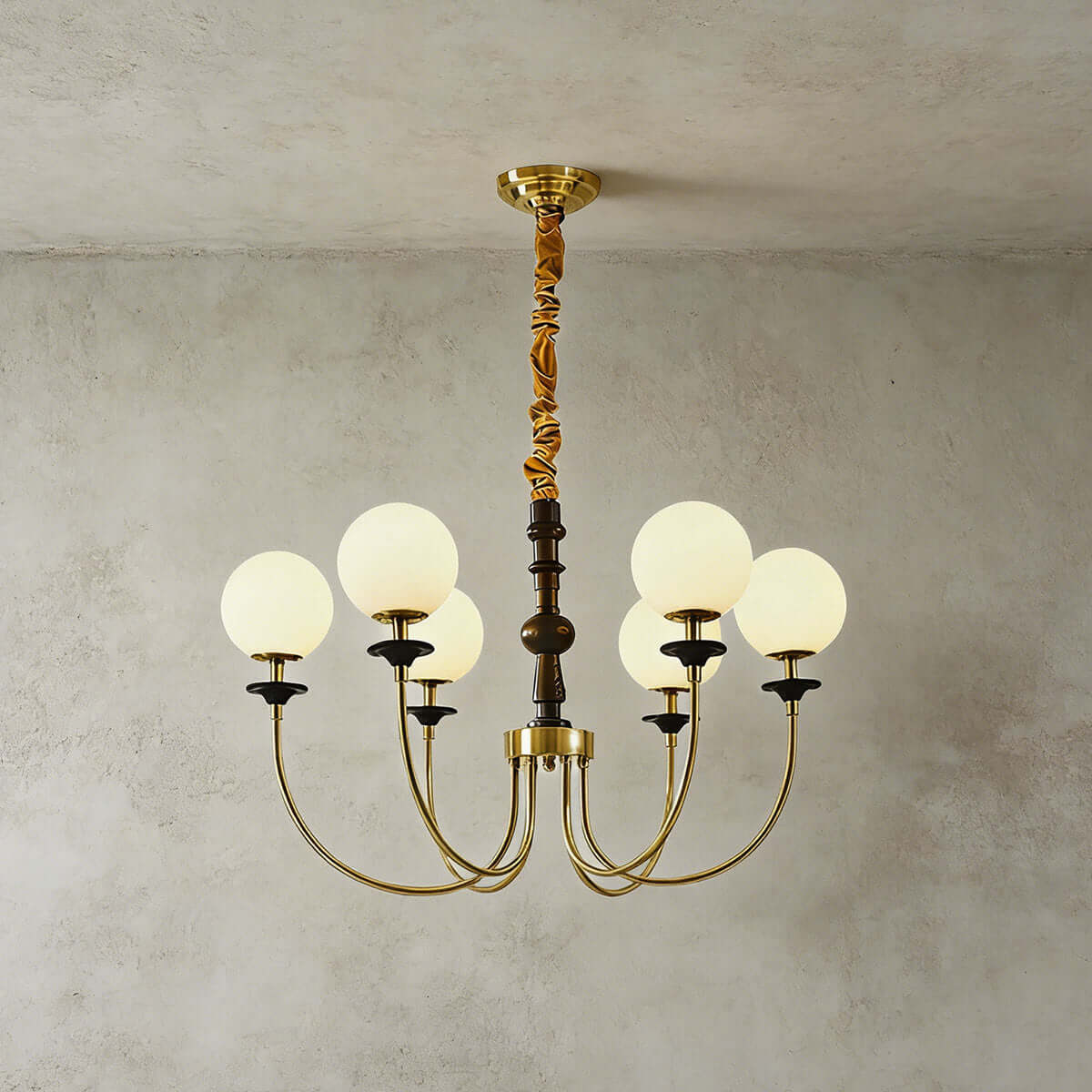 Lomeza Chandelier