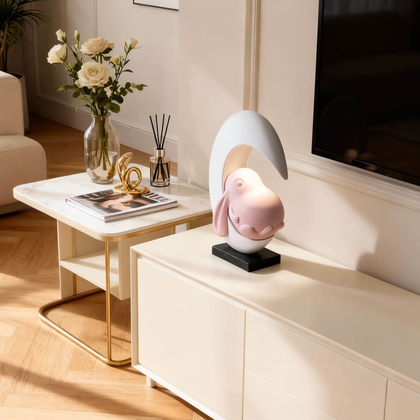 Lumeya Sculpture Table Lamp