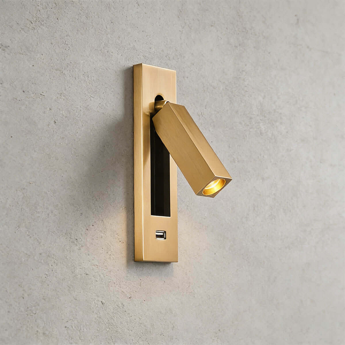 Mavti Wall Lamp Style B