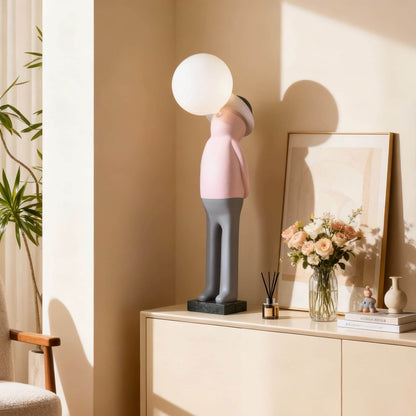 Molunu Sculpture Table Lamp