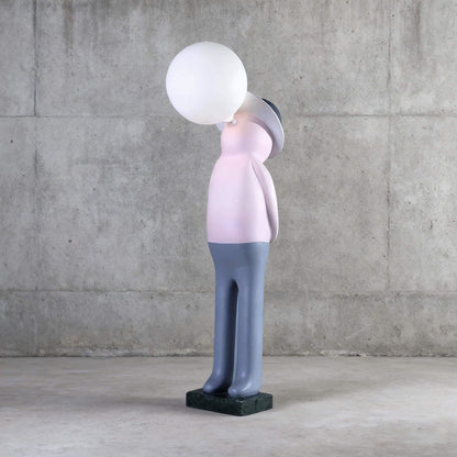 Molunu Sculpture Table Lamp