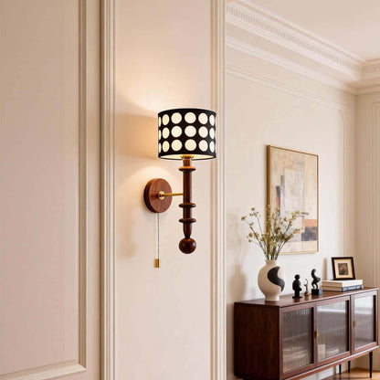 Navira Wall Lamp