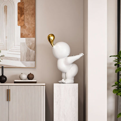 Nobiku Sculpture