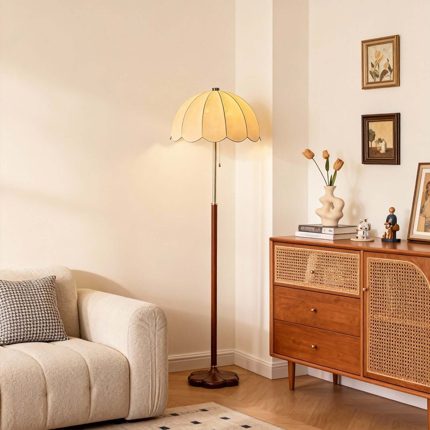 Nuvro Floor Lamp