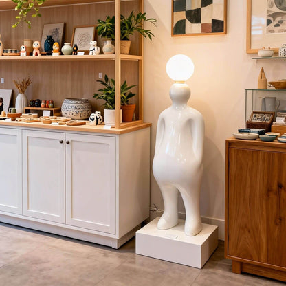 Olunor Sculpture Table Lamp