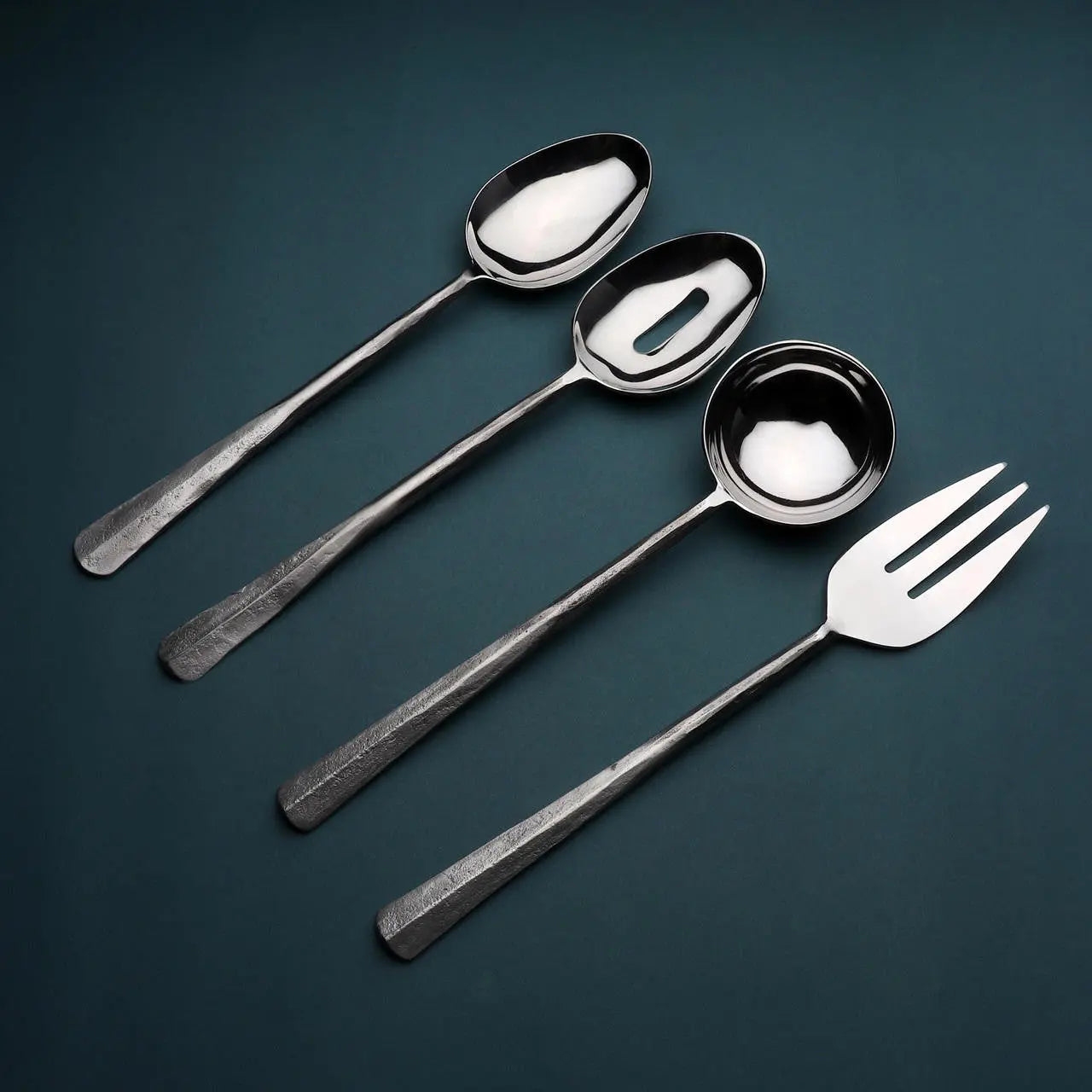 Ridge Hostess Serving 4 pc. Set