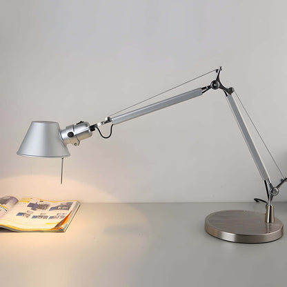 Xirula Table Lamp